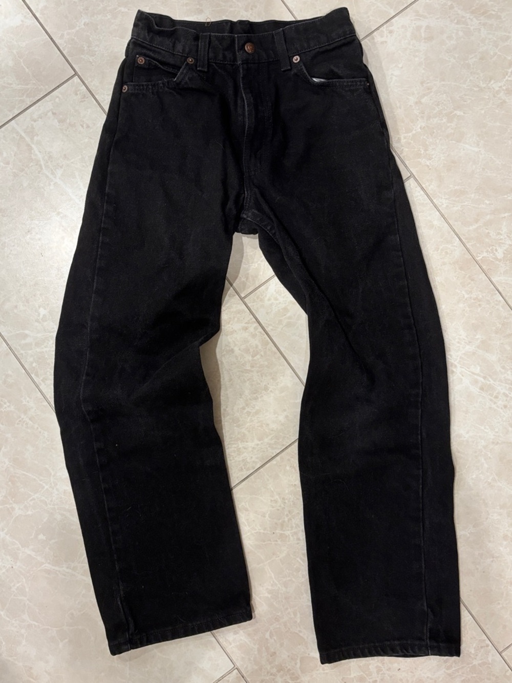 1998 Vintage Orange tab 562 Loose Fit Black Levi Jeans